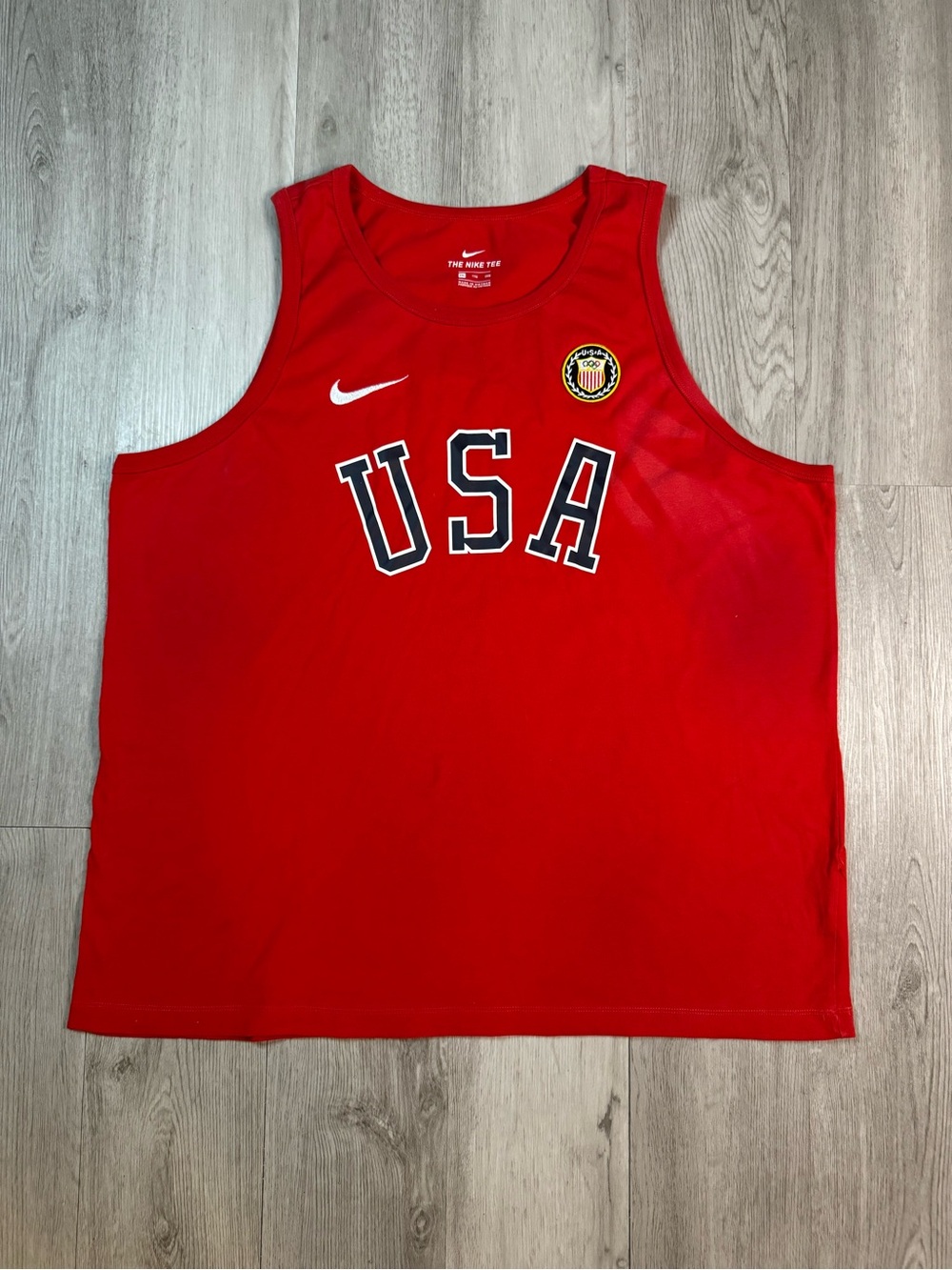Nike The Nike Tee Men’s Red Sleeveless Tank Crew Neck USA Graphic Logo XXL